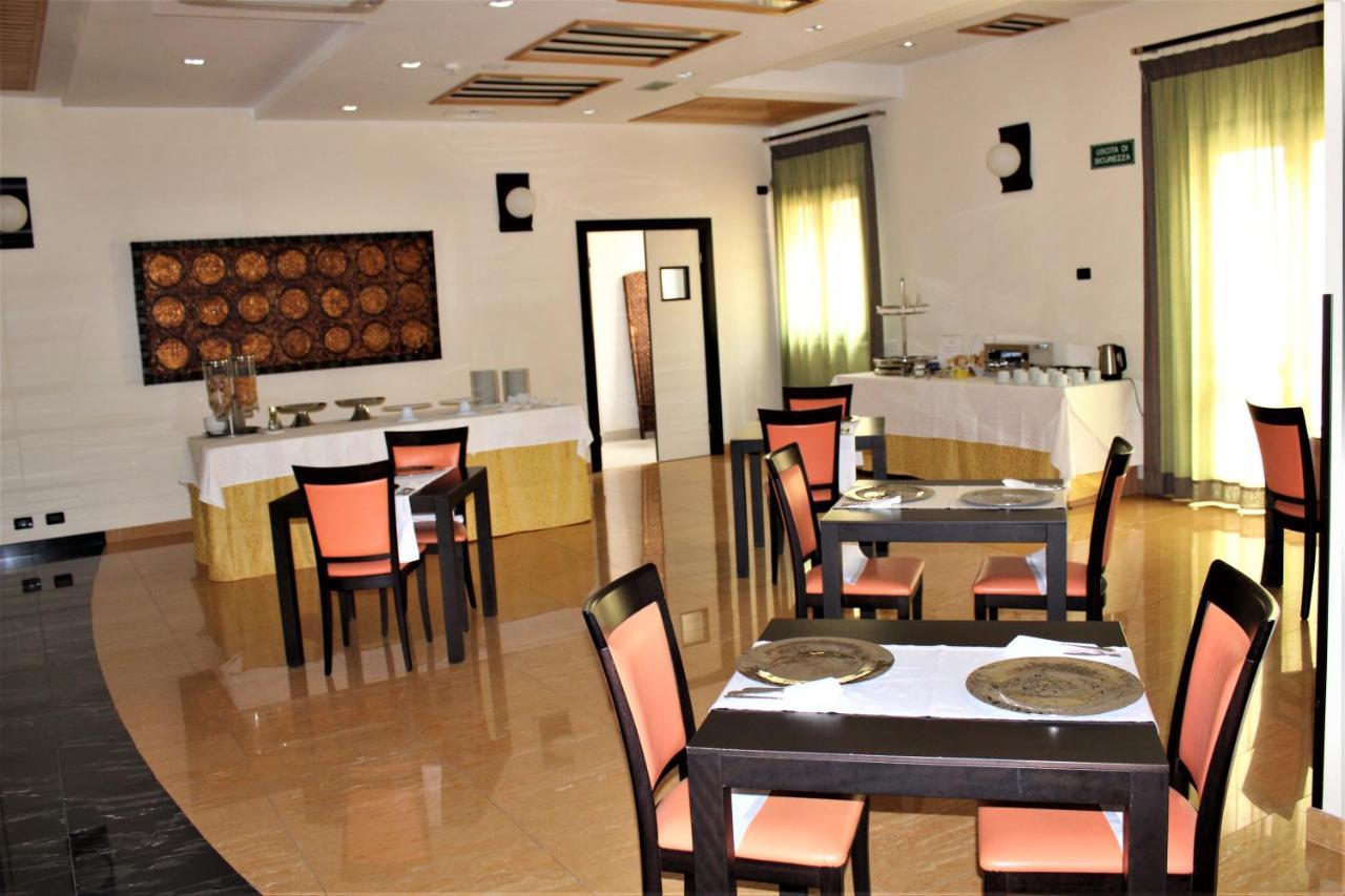 טרפאני Cerri Hotel מראה חיצוני תמונה
