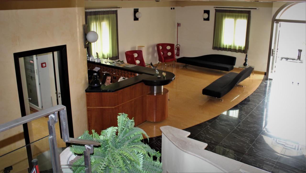 טרפאני Cerri Hotel מראה חיצוני תמונה