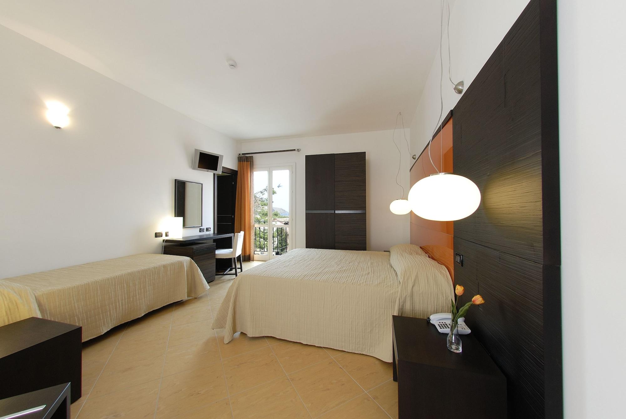 טרפאני Cerri Hotel מראה חיצוני תמונה