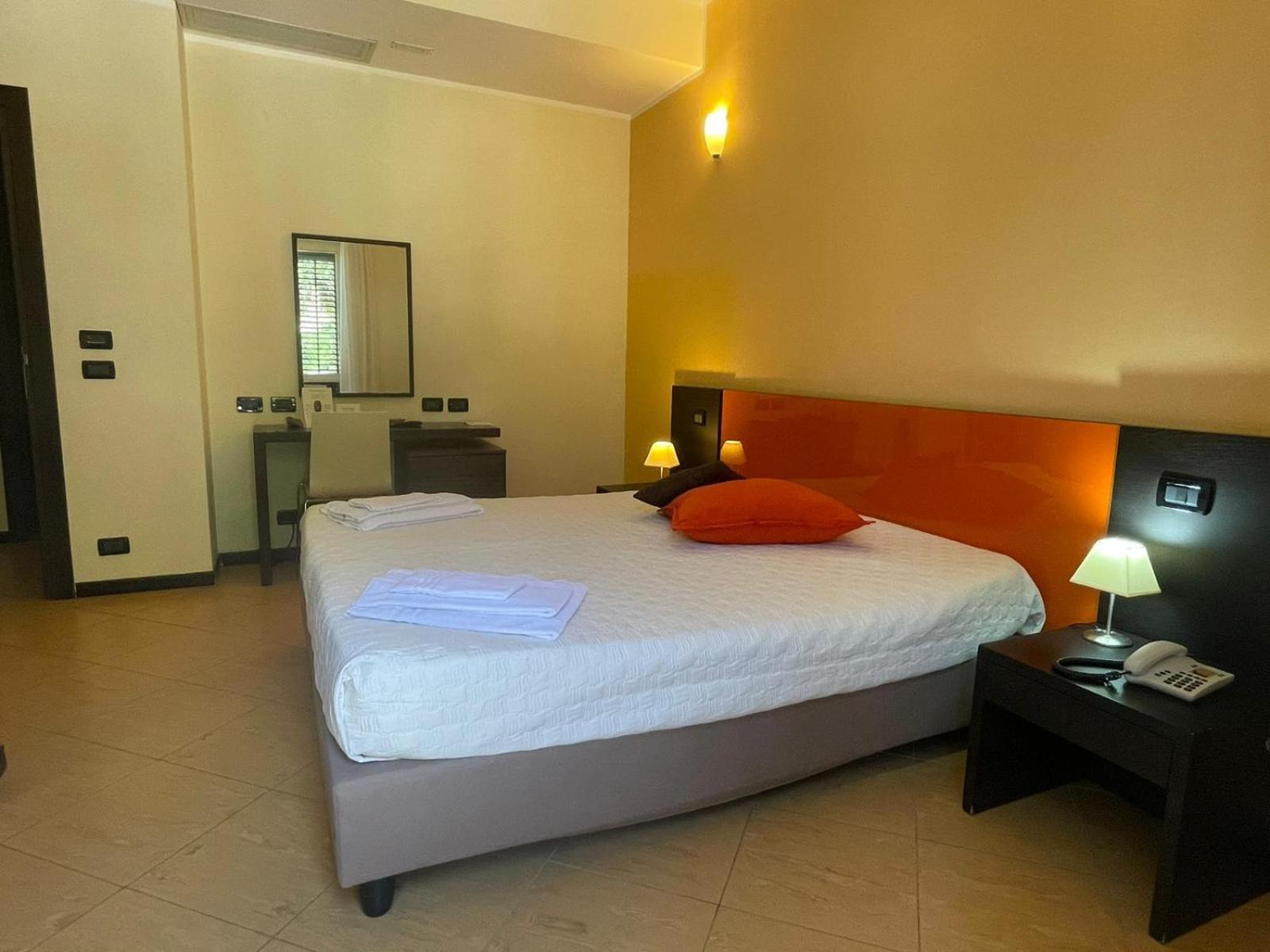 טרפאני Cerri Hotel מראה חיצוני תמונה