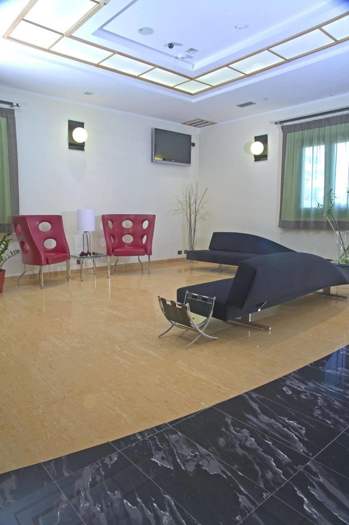 טרפאני Cerri Hotel מראה חיצוני תמונה