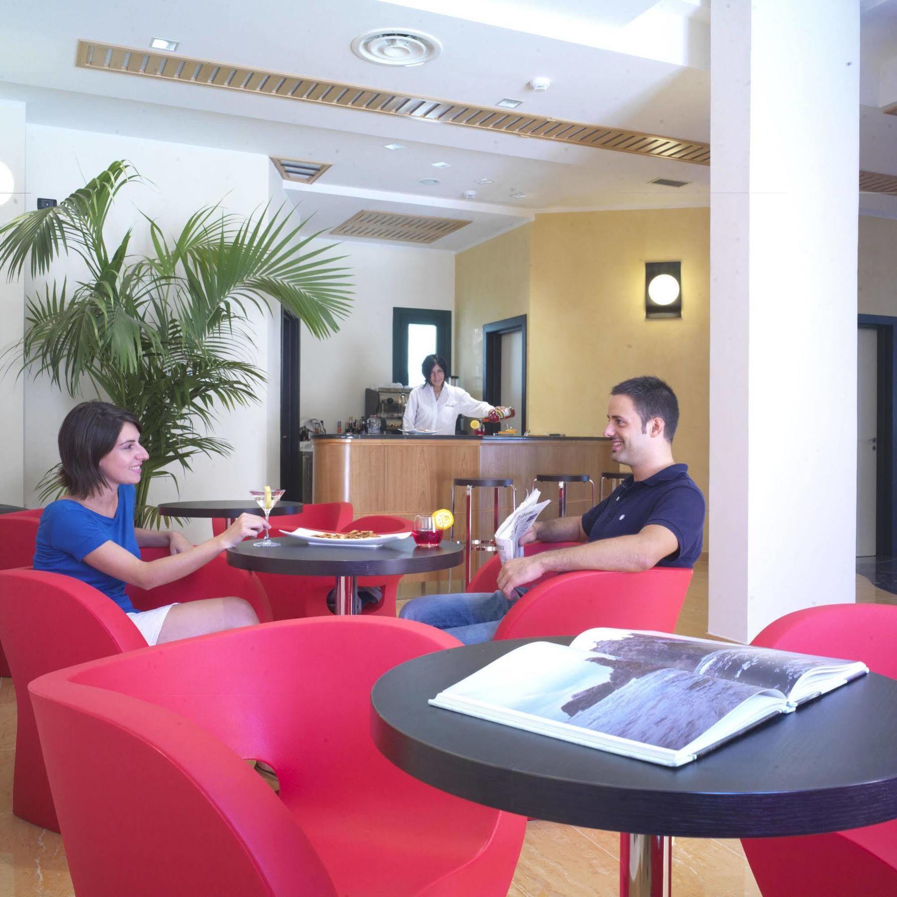 טרפאני Cerri Hotel מראה חיצוני תמונה