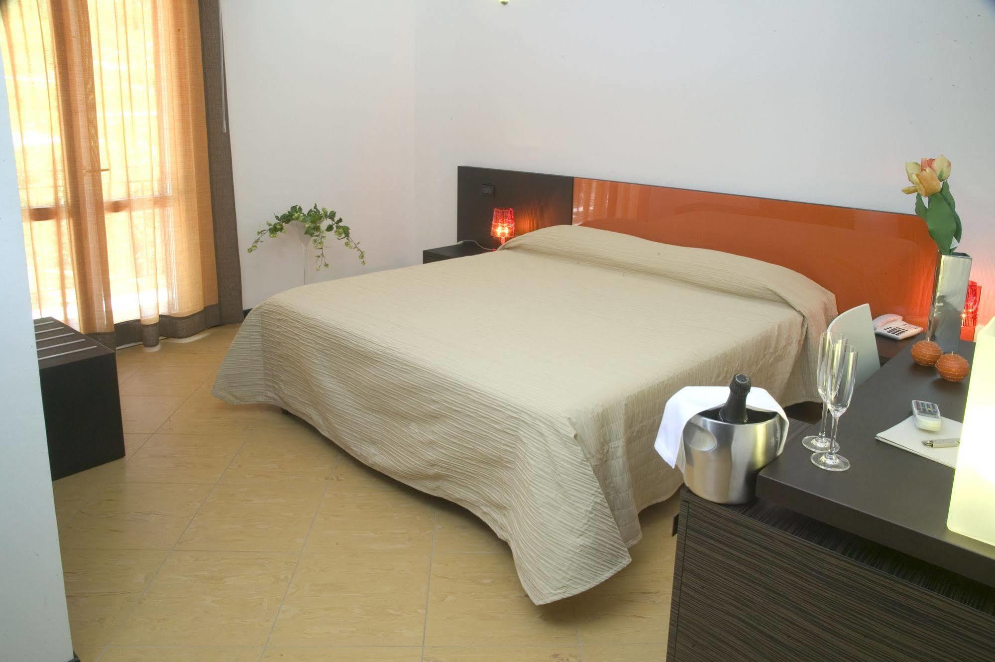 טרפאני Cerri Hotel מראה חיצוני תמונה