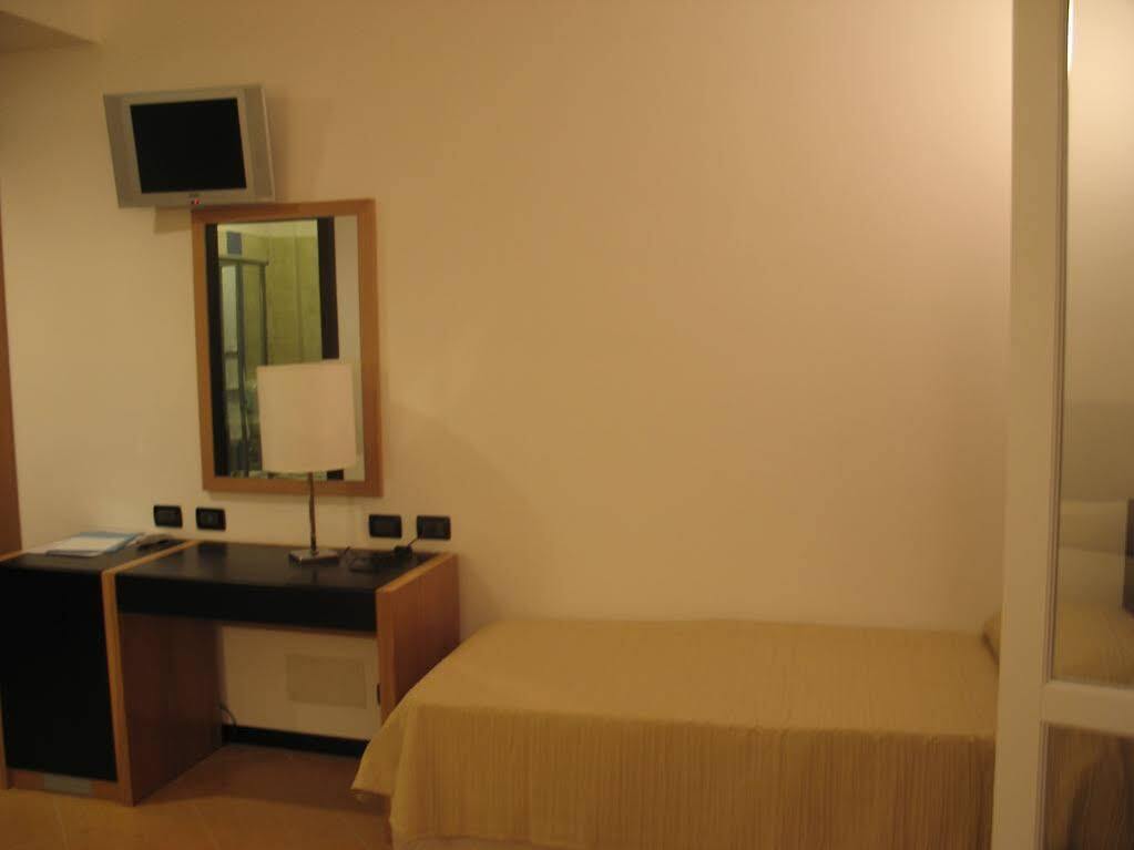 טרפאני Cerri Hotel מראה חיצוני תמונה